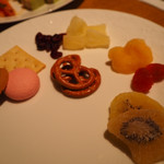 京王プラザホテル - 2019/3/9 ディナーで利用しました。
      2019/3/10 モーニングで利用しました。
      プレミアムグランに宿泊。