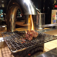 熟成ホルモン・山形牛 炭火焼肉 牛語 - 