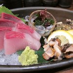 いしまるや - サザエとカンバチの造り