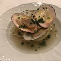 リストランテオガワ - リストランテオガワ　函館産白貝のスパゲッティーインブロード生姜風味　ジンジャーパワーが効いてます