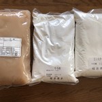 有限会社 稲田商会 - いちご大福材料 3点 （３回分）
白餡660円、もち粉 600円、コーンスターチ 140円
