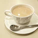 喫茶室ルノアール - カフェオーレ：680円