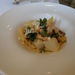 クラリタ ダ マリッティマ - やまゆり牛トリッパと大根のペンネ