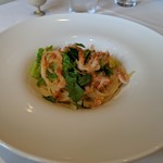 クラリタ ダ マリッティマ - 桜海老と藤沢産春きゃべつのスパゲッティ