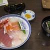 市場の食堂