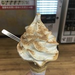 道の駅 一乗谷あさくら水の駅 軽食コーナー  - そばソフトクリーム