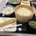 丸亀製麺 - 