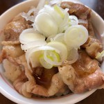 Genkiya Biton - ランチセットのミニ豚丼