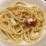 クッチーナ イタリアーナ アリア - 熟成真鯛とカラスミのアーリオオーリオ 取り分け