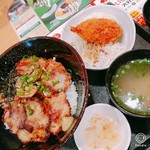 ガスト - 豚丼と蟹クリームコロッケのセット