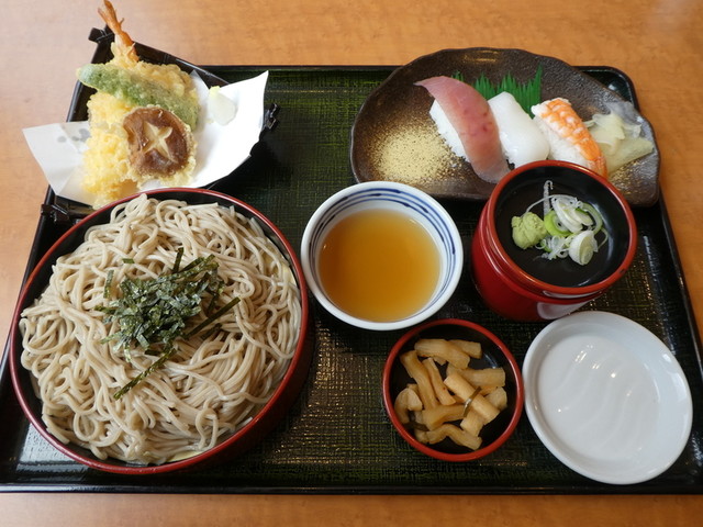 味のまるまつ 茂庭店 - 仙台市太白区その他（ファミレス）の写真