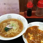 天々来 - マーボ丼とラーメン(Cランチ)