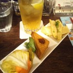 麺線屋formosa - おつまみ三点盛り(台湾おしんこ、厚揚げ、メンマ)