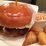 グランドビーフバーガー