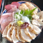 氷見 魚市場食堂 - 氷見浜丼 やわやわ盛