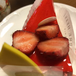 ピエール・エルメ・パリ 伊勢丹新宿 - 