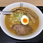 三代目 月見軒 - 味噌ラーメン（800円）