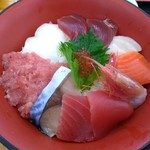 小川港魚河岸食堂 - 海鮮丼　1000円