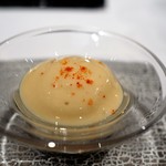 レストラン ラフィナージュ - 毛ガニ　カリフラワーのムース　甲殻類の風味