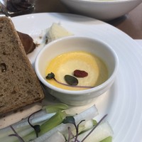 ポム・ダダン - 丁寧な仕事の南瓜ムース