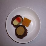 フランス料理 アジュール(ヨコハマ グランド インターコンチネンタル ホテル) - 小菓子