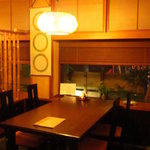 Katsupou Kaga - カウンター後ろのテーブル席
