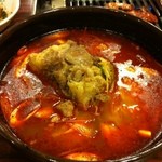 ソウル - カルビタンクッパ（牛テールを煮込んだ辛いスープにご飯入り）