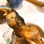 うを徳 - 天然鰻断面