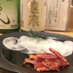 Taishuusakaba Maruya - 干し明太子¥580
      カラスミやミモレットと似た雰囲気！辛味があって美味しい！(ちょっと歯にくっついちゃいますが)