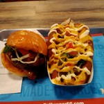 FATBURGER - テキサスバーガーBBQ、ベーシック・ホットドッグ
