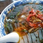 満州ニラら～めんの店 さかえや - 満州ニララーメン（中・アップ）