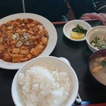 萬壽園 - 次男坊君の麻婆豆腐定食800円です！