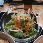 中華キッチン彩家 - サラダ