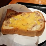 Tarizu Kohi - ツナチェダーメルトのトーストのアップ！(2019年3月)