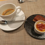 eclat - カフェ、小菓子