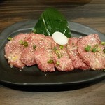 炭火焼肉 朴乃店 - 