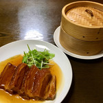 マダム紅蘭 - さくらの東坡肉(提供時)