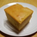 てんこり焼菓子店 - ココナッツミルクコーンブレッド