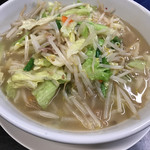 日高屋 大宮すずらん通り店 - タンメンで野菜補給