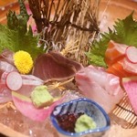 旬菜 さかなと酒 匠海 隠れ家 - ◆お造り 五種盛り(二人前)　1,680円(税別)