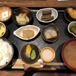 Bejitaburu Dainingu Nouka - 小鉢御前、野菜たっぷり???お味噌汁付き