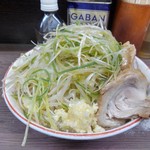 ラーメン二郎 - ネギ小ラーメン(少なめ)ヤサイマシマシニンニク
