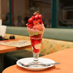 デニーズ - 料理写真:あまおうのザ・サンデー☆