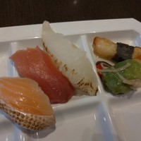 リュクス ダイニング ハプナ - 