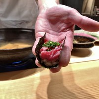 肉割烹 上 - イチボのトロたく巻き