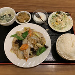 良記 餃子酒場 - 