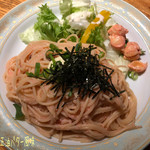 ノイズ - 今日の日替わりパスタは正油バター風味の明太子パスタ(サラダ･ドリンク付き/850円)☆彡
ランチドリンクはブレンドコーヒー♪
たっぷりの明太子と正油バターがパスタに絡んで旨〜！