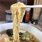 竹田家手打ラーメン店 - 麺のアップ