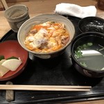 鳥つね自然洞 - 親子丼(小)