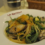 ラ・ベットラ・ダ・オチアイ - カキとからすみのアーリオ・オーリオ スパゲッティ